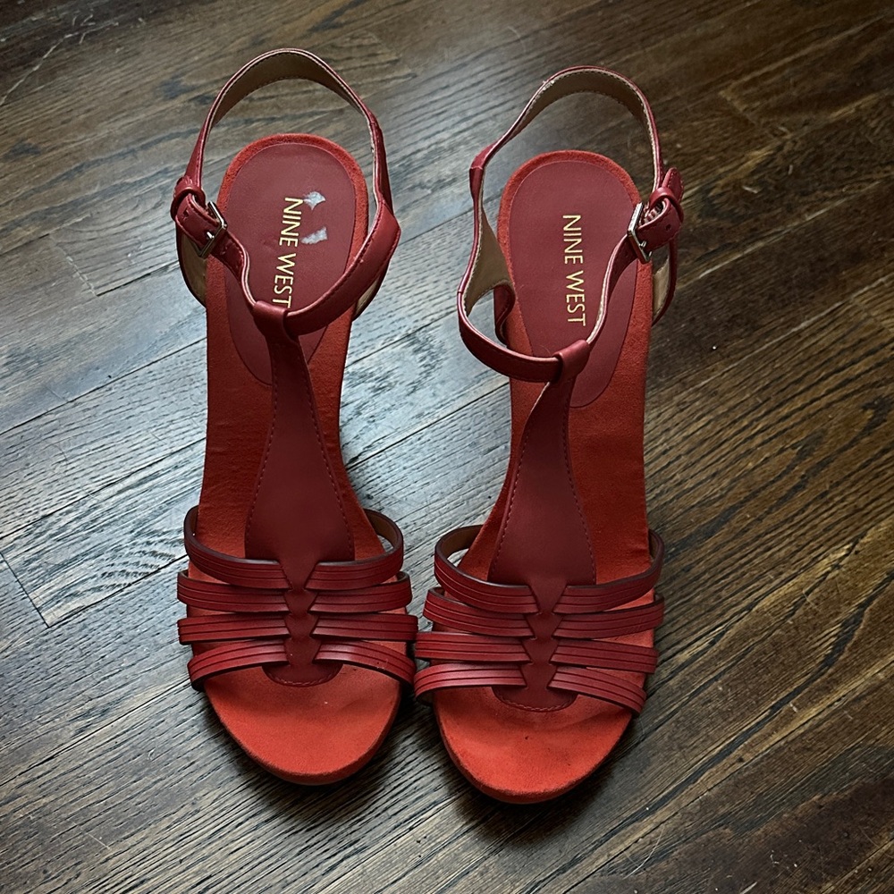 Nine West Crimson rust Strappy wedge Sandals 8.5